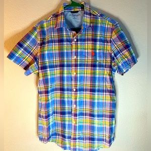 US Polo Assn button up. Size M. Worn once.